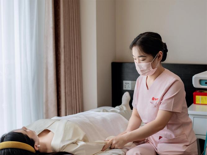 美女黑丝av的相关介绍