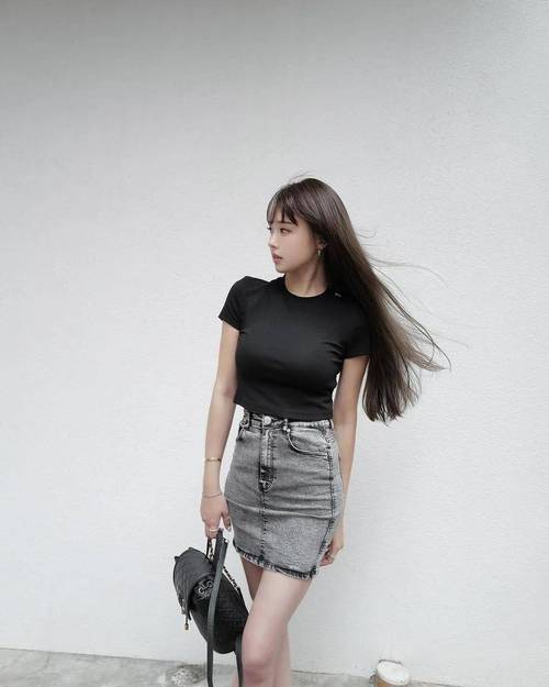 免费看女人逼的网站的相关介绍